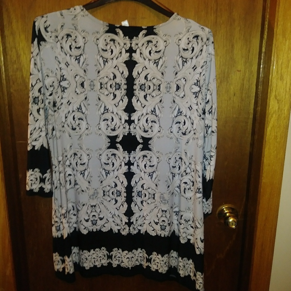 Pattern blouse